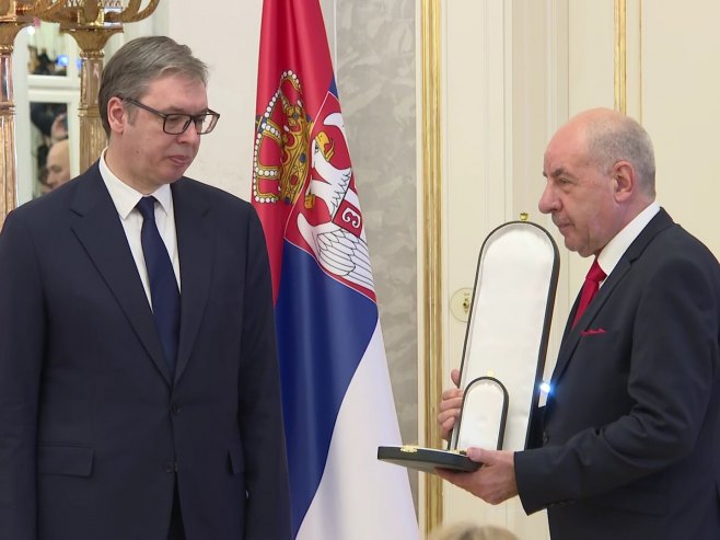 Vučiću uručen Veliki krst Ordena za zasluge sa ogrlicom i zlatnom zvjezdom (Foto: TANJUG/ TANJUG VIDEO) - 