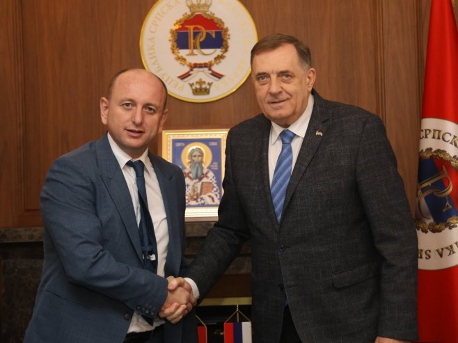 Milan Knežević i Milorad Dodik - Foto: predsjednikrs.rs/Borislav Zdrinja