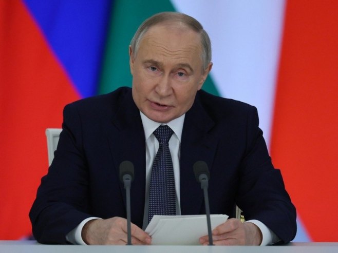 Vladimir Putin (foto: EPA-EFE/YURI KOCHETKOV) - 