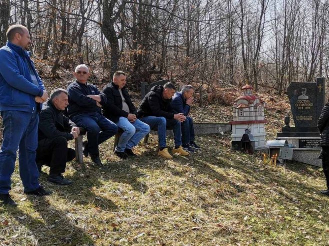 Maglaj - Odata počast Spomenku Gostiću - Foto: SRNA