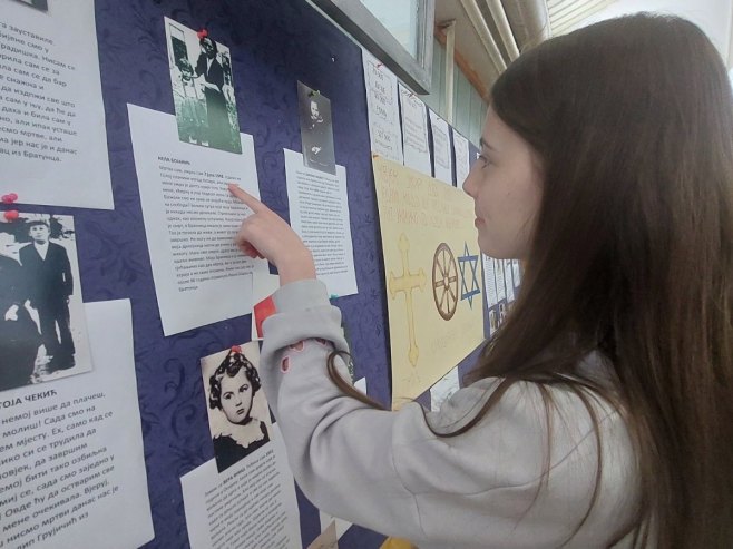 Bratunac: Izložba posvećena godišnjici stradanja više od pola miliona Srba u logoru Јasenovac