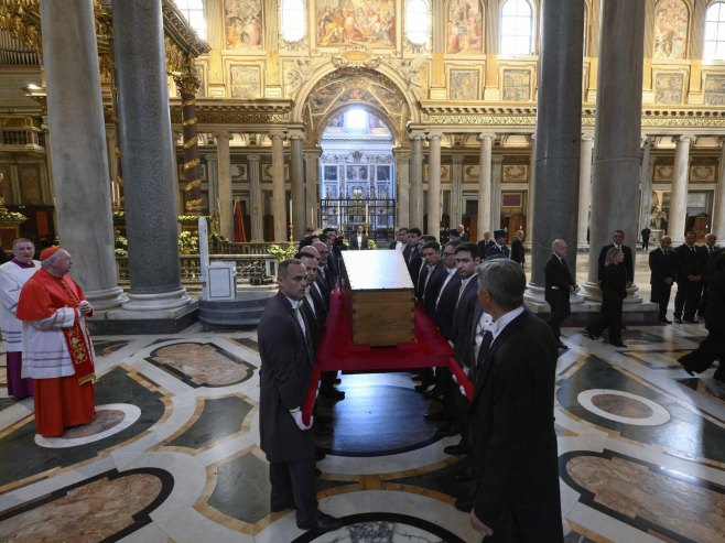 Sahrana papa Franje (Foto: EPA-EFE/VATICAN MEDIA HANDOUT HANDOUT EDITORIAL USE ONLY/NO SALES) Sahrana papa Franje (Foto: EPA-EFE/VATICAN MEDIA HANDOUT HANDOUT EDITORIAL USE ONLY/NO SALES) -