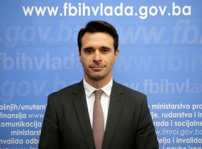 Škobić: Poštovati uređenje BiH; Istup Nikšića nerealan