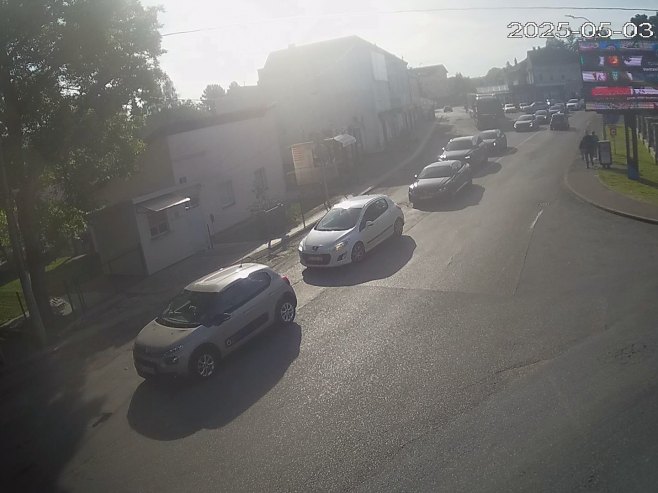 Pojačana frekvencija vozila na prelazima Gradiška i Donja Gradina