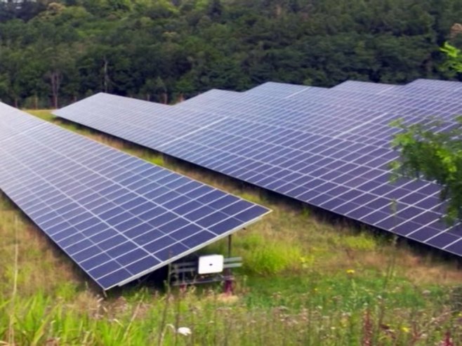 Sve veći broj preduzeća i institucija ulaže u obnovljive izvore energije