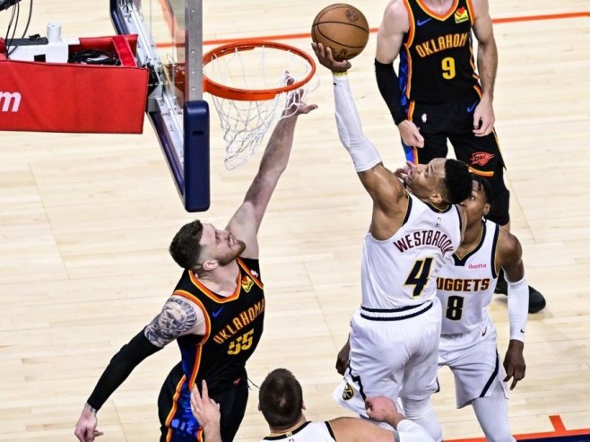 Denver poslije drame do brejka u Oklahomi, Gordon trojkom u posljednjim sekundama donio pobjedu