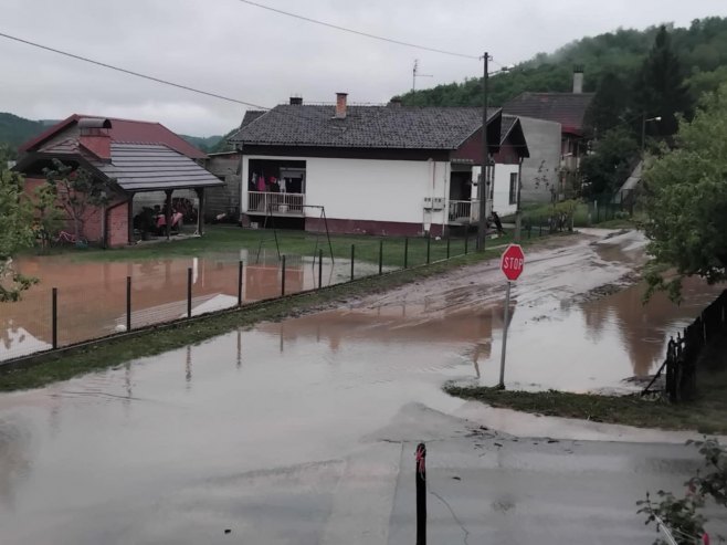 Novi Grad: Nadležne službe na terenu nakon nevremena