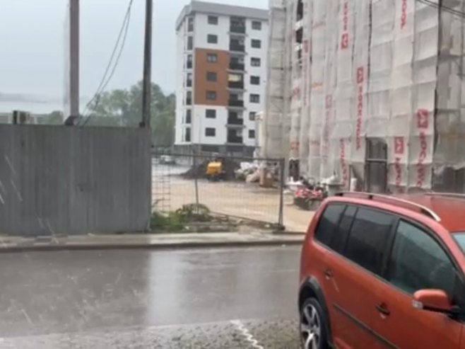 Kiša u Doboju Kiša u Doboju - Foto: RTRS