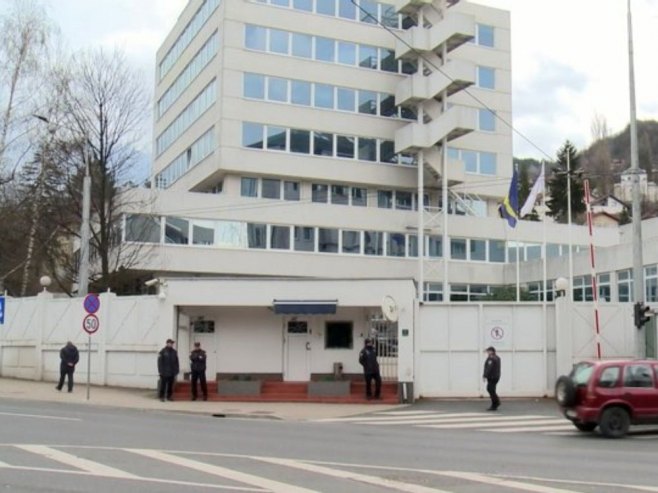 Hoće li se zvanični London i zvanično umješati u prekompoziciju vlasti na nivou BiH? Britanski šef diplomatije doputovao u Sarajevo