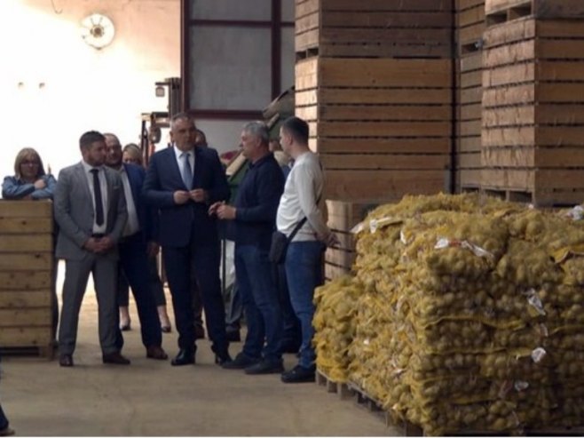 Minić u Rogatici: Vlada će podržati projekat prerade krompira sa 500.000 KM (VIDEO)