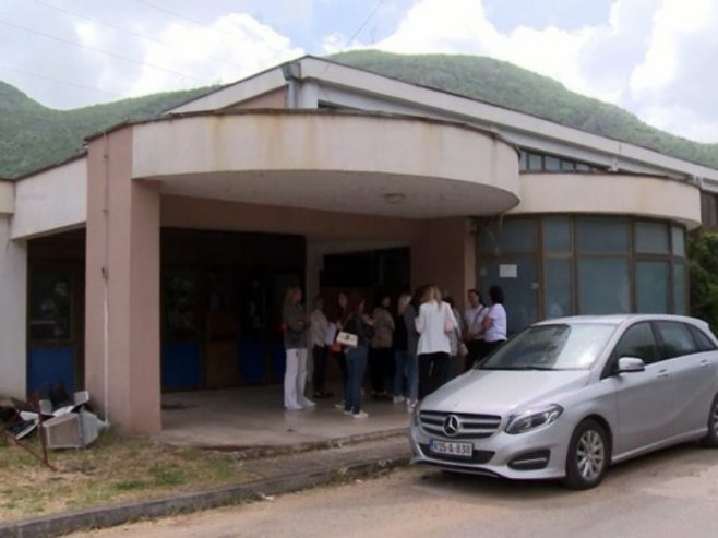 Gasi se Trend-teks u Trebinju; Četrdesetak radnica dobilo otkaze (VIDEO)