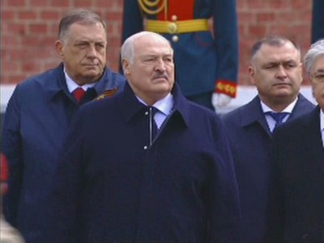 Dodik: Čast je prisustvovati velikoj paradi pobjede u Moskvi (FOTO) Dodik: Čast je prisustvovati velikoj paradi pobjede u Moskvi (FOTO)