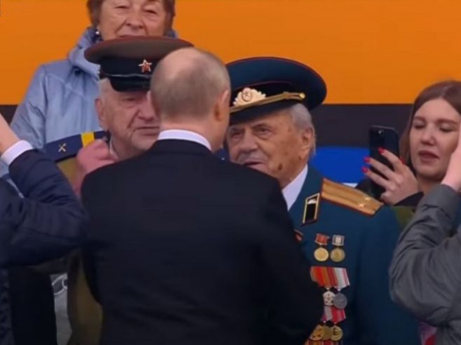 Pukovnik Vlado Zrnić (95) iz Gradiške počasni gost na Paradi pobjede u Moskvi