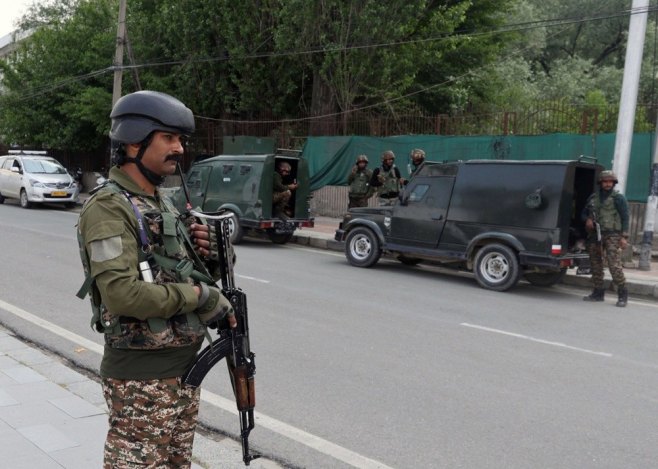 Indija i Pakistan razmijenili optužbe za kršenje prekida vatre