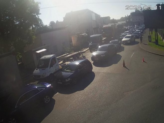 Frekvencija vozila pojačana na graničnim prelazima Gradiška i Donja Gradina