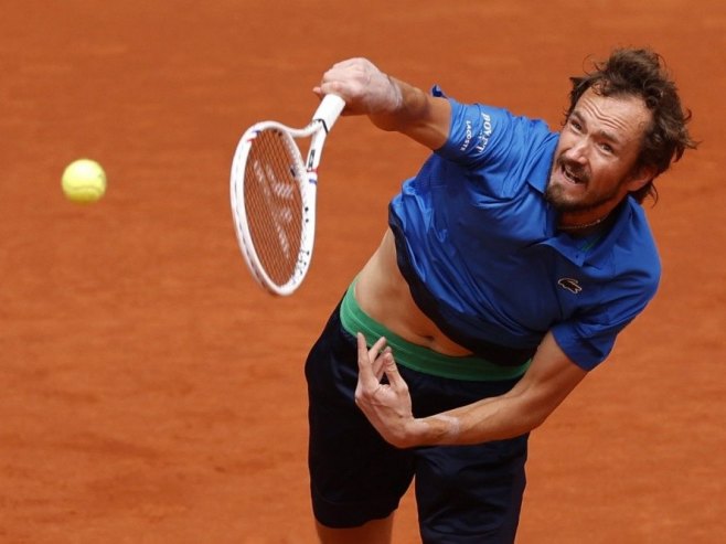 Medvedev u osmini finala Mastersa u Rimu, Cicipas eliminisan