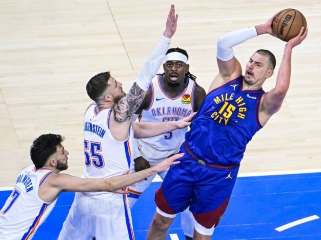 Nikola Јokić (foto: EPA-EFE/GERALD LEONG) Nikola Јokić (foto: EPA-EFE/GERALD LEONG) -