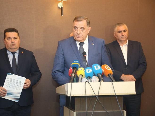 Dodik: Republika Srpska želi dijalog, a ne diktat (VIDEO)