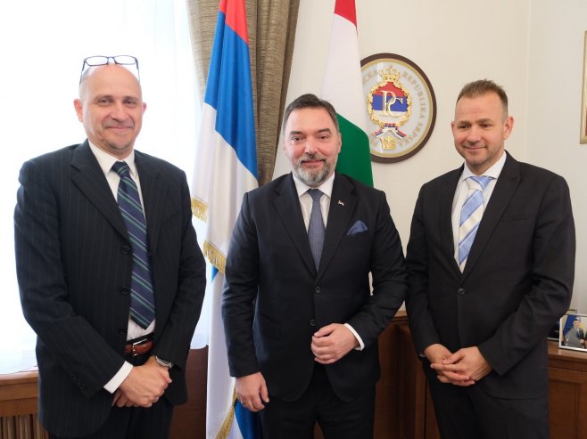 "Političku i ustavnu krizu u BiH prouzrokovao Šmit"
