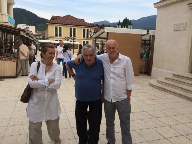 Simić: Sjećanje na druženje sa nedavno preminulim Hoze Muhikom