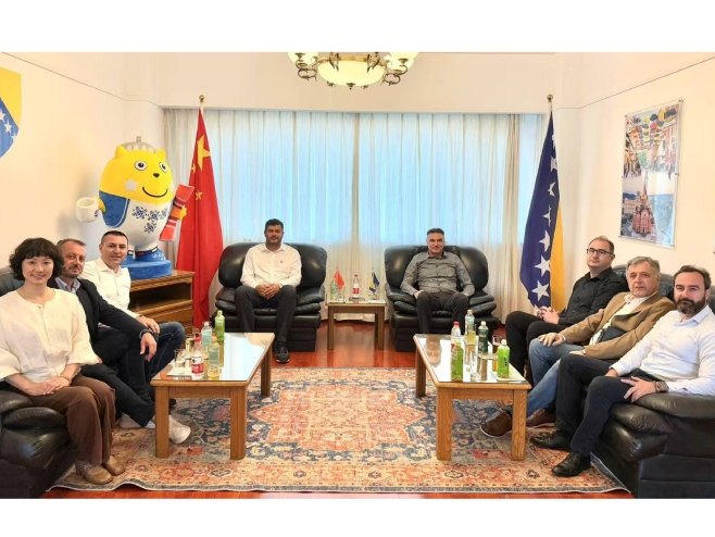 Direktori javnih bolnica Srpske u posjeti Ambasadi BiH u Pekingu