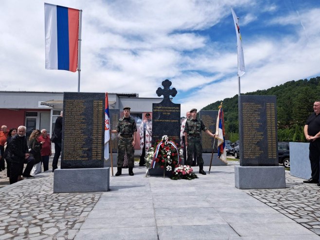 Obilježavanje Dana formiranja Prve sarajevske mehanizovane brigade Vojske Obilježavanje Dana formiranja Prve sarajevske mehanizovane brigade Vojske - Foto: RTRS