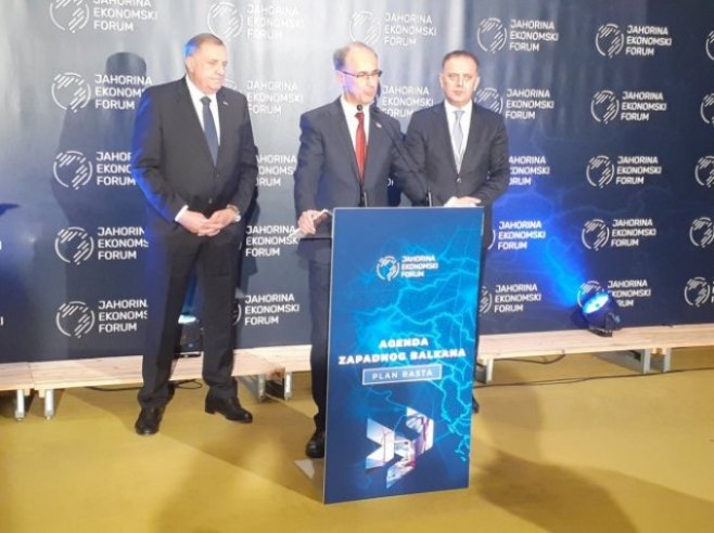 Macut: Iniciraću što prije zajedničku sjednicu vlada Srbije i Srpske (VIDEO)