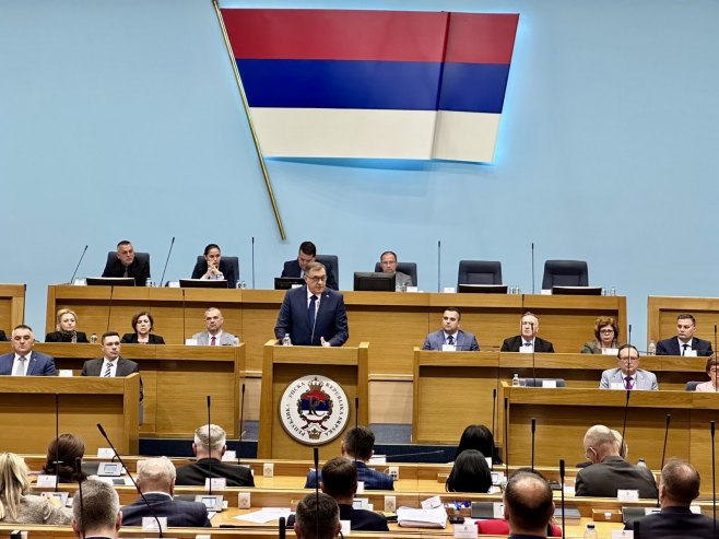 Dodik: Predlažemo dijalog koji treba da potvrdi da li BiH ima šanse (VIDEO)
