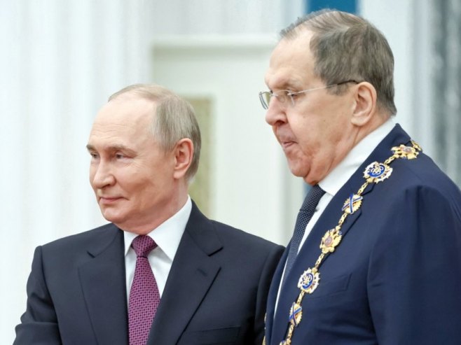 Putin uručio najviši ruski orden Lavrovu (VIDEO)
