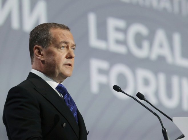 Dmitrij Medvedev (foto: EPA-EFE/EKATERINA SHTUKINA / SPUTNIK / GOVERNMENT PRESS SERVICE / POOL) Dmitrij Medvedev (foto: EPA-EFE/EKATERINA SHTUKINA / SPUTNIK / GOVERNMENT PRESS SERVICE / POOL) -
