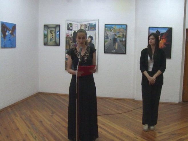 Izložba "Između pogleda" Izložba "Između pogleda" - Foto: RTRS