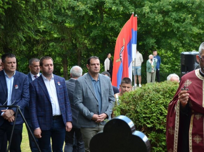 Selak odao počast generalu Taliću Selak odao počast generalu Taliću - Foto: Ustupljena fotografija