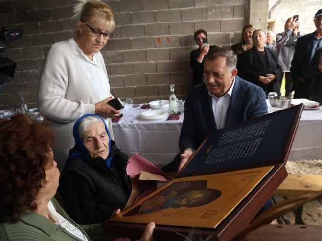 Baka Ljeposava obilježava 100. rođendan; Dodik: Kada majka izgubi dva sina, to je nemjerljiva tuga (FOTO)