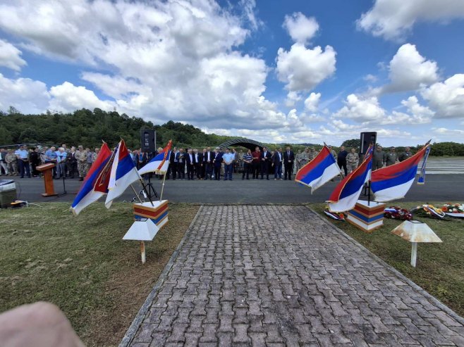 Obilježavanja 33 godine od formiranja Vazduhoplovstva i protivvazdušne odbrane VRS Obilježavanja 33 godine od formiranja Vazduhoplovstva i protivvazdušne odbrane VRS - Foto: RTRS