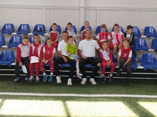 Srđan Babić i Nemanja Maksimović na okupljanju fudbalera Srbije, žele plasman na Mundijal (VIDEO)