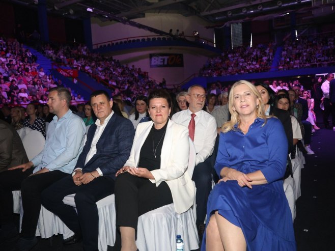 "Noć baleta" označila početak Teatar festa "Petar Kočić"; Prisustvuje i Cvijanović (FOTO)