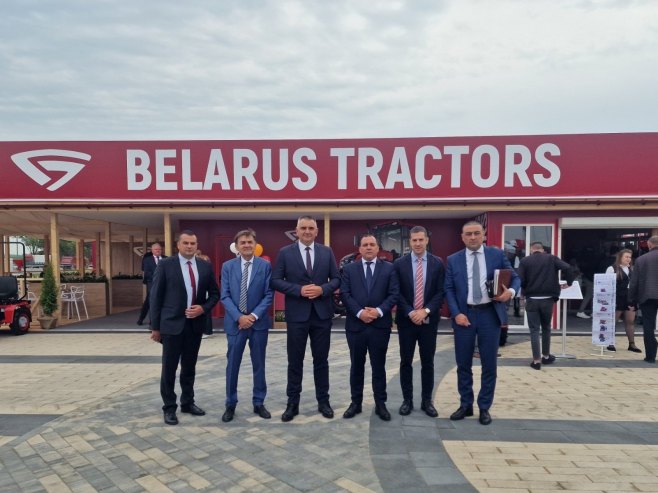 Minić u Bjelorusiji razgovarao o nabavci nove tranše traktora "belarus" (FOTO)