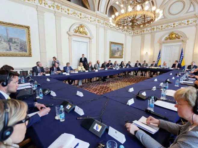 Cvijanović: Јedini put ka rješenju ove krize dijalog demokratski izabranih predstavnika svih naroda (FOTO)
