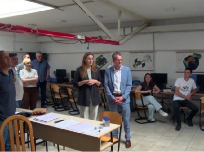 Gradiška: Projekat razvoja dualnog obrazovanja podržala Ambasada Švajcarske