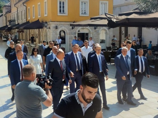 Dodik i Macut u Višegradu: U moćnoj i jakoj Srbiji Srpska uvijek ima partnera i brata (VIDEO)