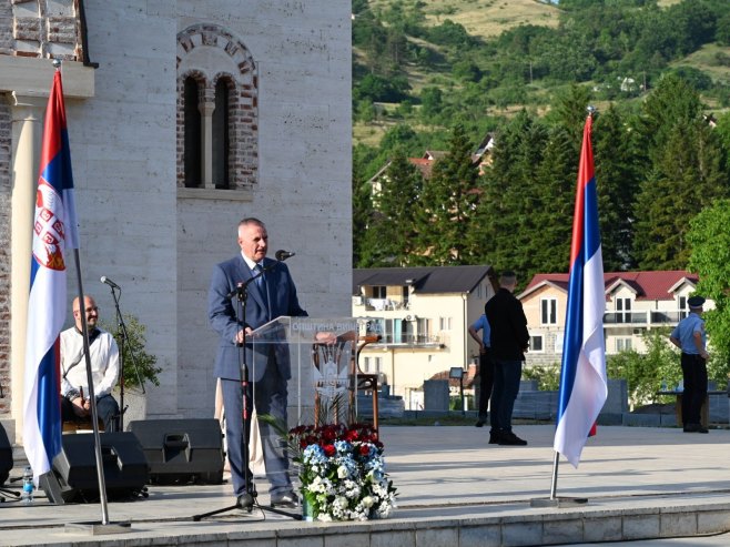 Višković: Moramo izdržati, naša sudbina je u našim rukama (VIDEO)