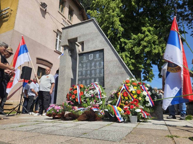 Obilježene 33 godine od stradanja 14 boraca na Trebeviću