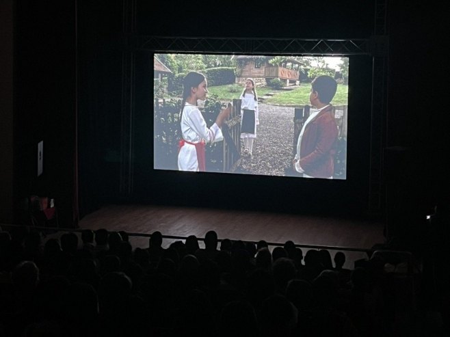 U Kozarskoj Dubici prikazan film "Na pragu oproštaja" U Kozarskoj Dubici prikazan film "Na pragu oproštaja" - Foto: RTRS