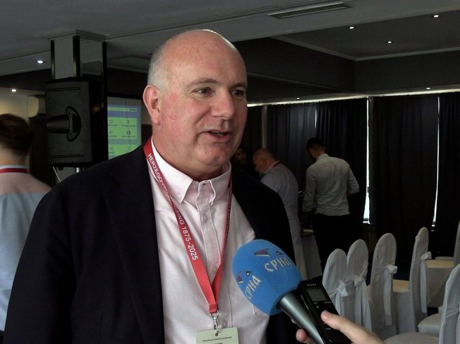 Lafland: Srpska se uspješno odupire svim pritiscima