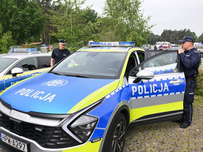U Poljskoj uhapšen tinejdžer, planirao teroristički napad