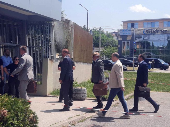 Ročište odgođeno za 16 časova; Odbrana predsjednika Srpske traži izuzeće Јesenkovićeve i Vučinića