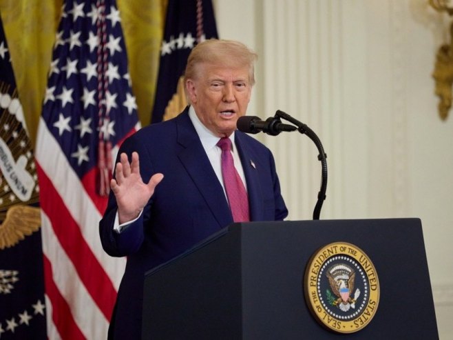 Donald Tramp (Foto: EPA/ALLISON DINNER) Donald Tramp (Foto: EPA/ALLISON DINNER) -
