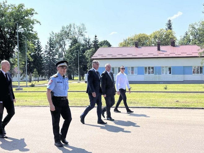 Višković: Mlada policija brani čast profesije i Republiku Srpsku