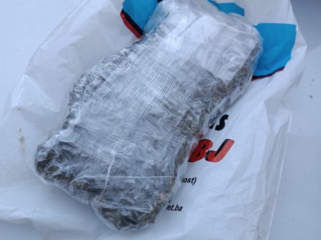 PU Doboj: Pronađena opojna droga, jedno lice lišeno slobode PU Doboj: Pronađena opojna droga, jedno lice lišeno slobode