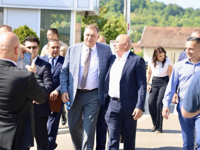 Milorad Dodik u Kostajnici Milorad Dodik u Kostajnici - Foto: predsjednikrs.rs/Dona Katušić